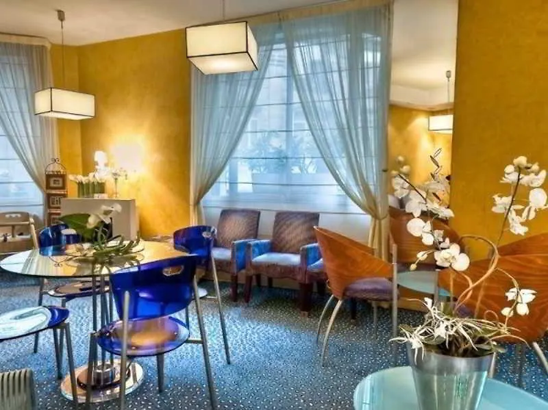 Ascot Opera 3* Paris